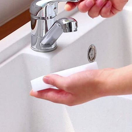 Magiczna gąbka do czyszczenia White