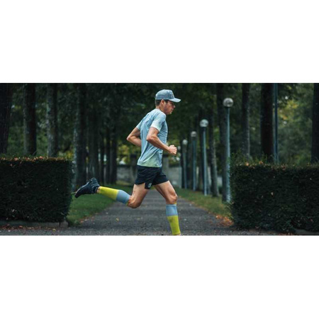 Opaski kompresyjne na łydki Compressport R2v2